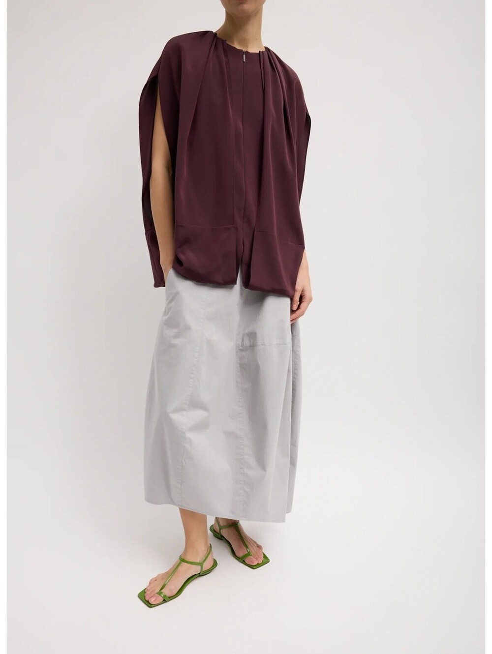 Tibi Stretch Silk Nylon Cape Top in Malbec (Burgundy / Plum) Size 8